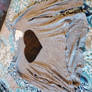 Gray shirt with heart shape